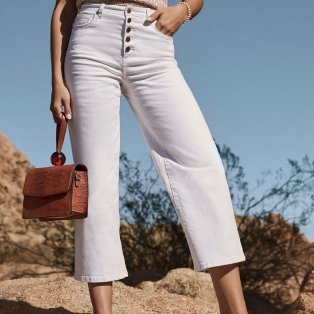 Just Fab white high waisted wide leg crop jeans